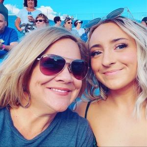 Meet your Posher, Teree